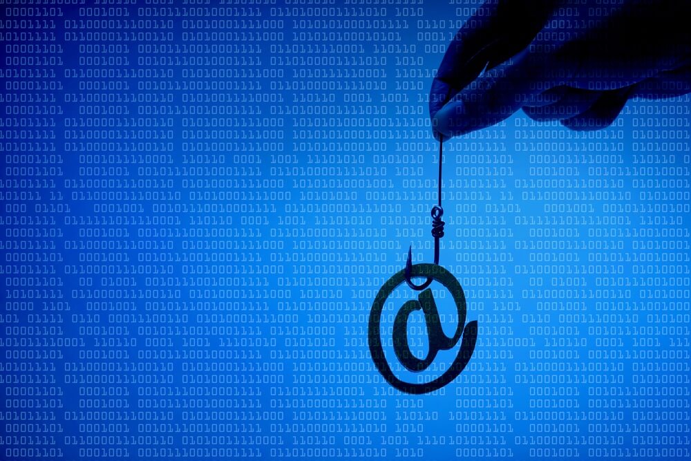 Fight against phishing e-mail with WHOIS: A technical blog based on the 2018 "Airbnb" case